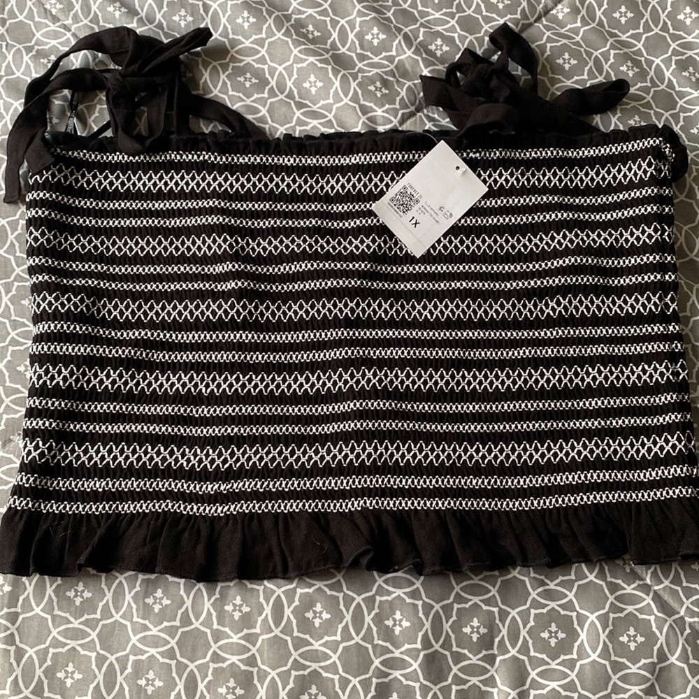Forever 21 Plus Size Tie-Strap Crop Top